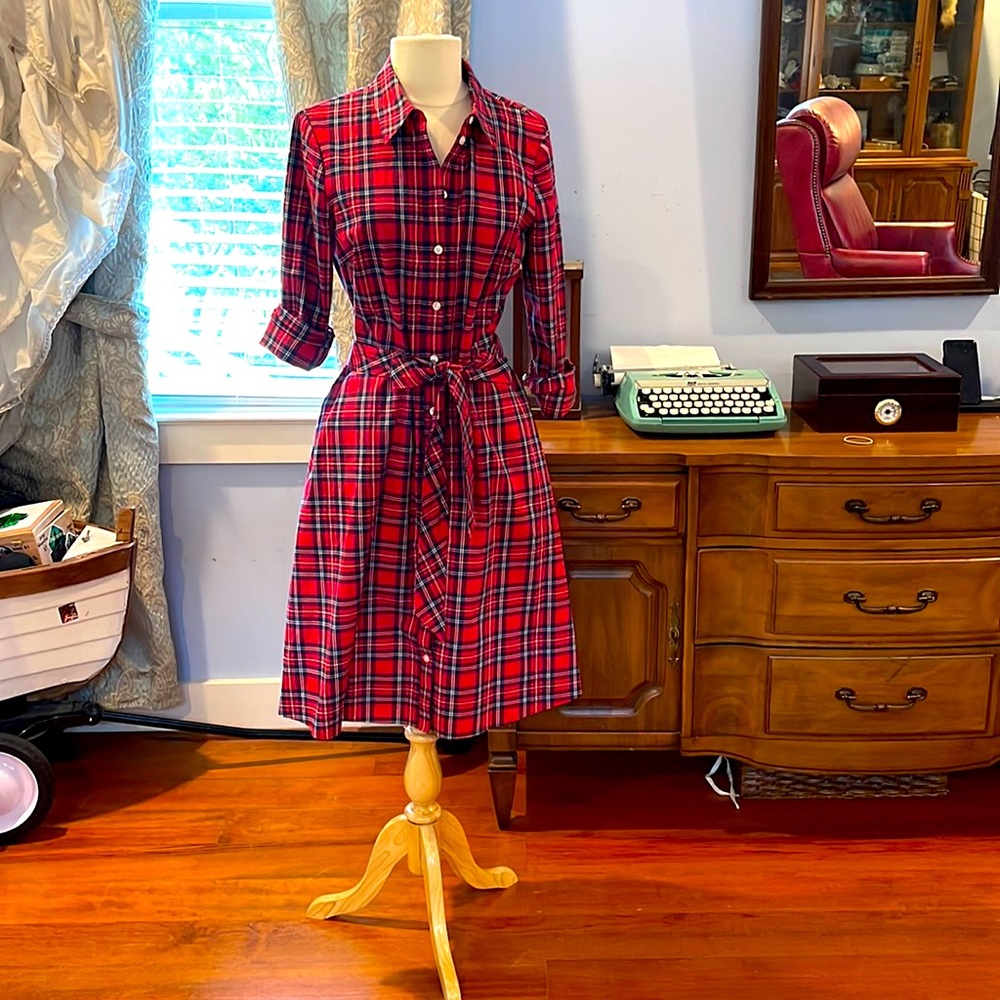 Draper James plaid campaign dress🌹